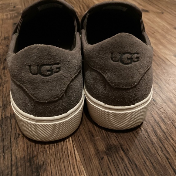 Ugg slip on sneakers.  EUC - Picture 3 of 4